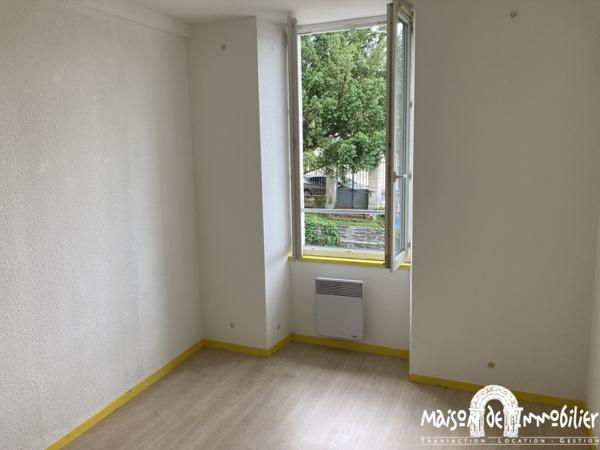 Location Appartement 3 Pièces - 58m² - parking - Centre-ville d'ARCHIAC
