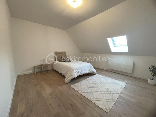 Maison contemporaine de 222,84 m²