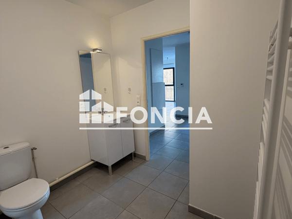 Location Appartement 2 pièces 43.45 m² - RUE DELBOS RUE OUAGADOUGOU Bordeaux 33300