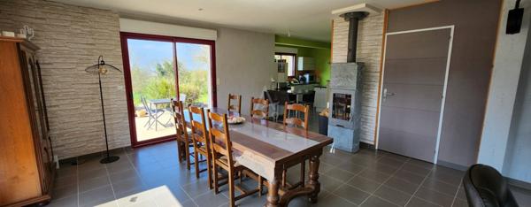 À Vendre  Maison Familiale sans Travaux à Plaintel, Proche Centre-Bourg