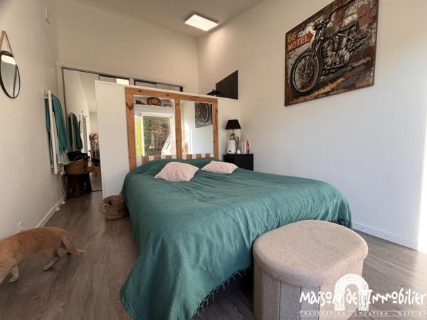 Vente Maison contemporaine de plain-pied - 6 pièces - 117m² - Piscine - COGNAC