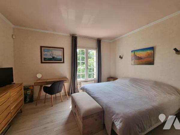 SAINT FUSCIEN - PAVILLON - 3 CHAMBRES - SOUS SOL