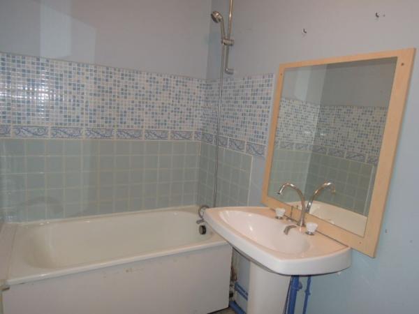 Orléans - Grand studio de 36 m² avec parking couvert