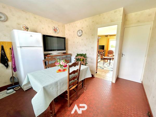 Maison indépendante - Beau Potentiel - 3 chambres - PÉRIGNY €409 500 ** - Référence MR582D2
