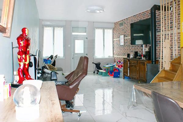 jolie maison d'habitation entièrement rénové