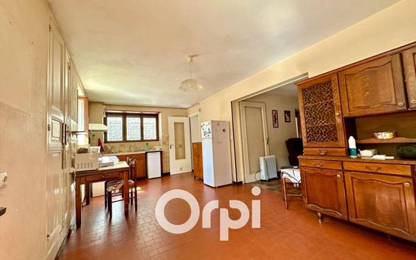 Maison à vendre    4 pièces •  Saint-Nazaire-les-Eymes