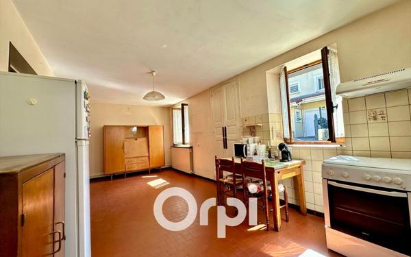 Maison à vendre    4 pièces •  Saint-Nazaire-les-Eymes