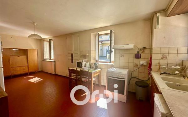 Maison à vendre    4 pièces •  Saint-Nazaire-les-Eymes