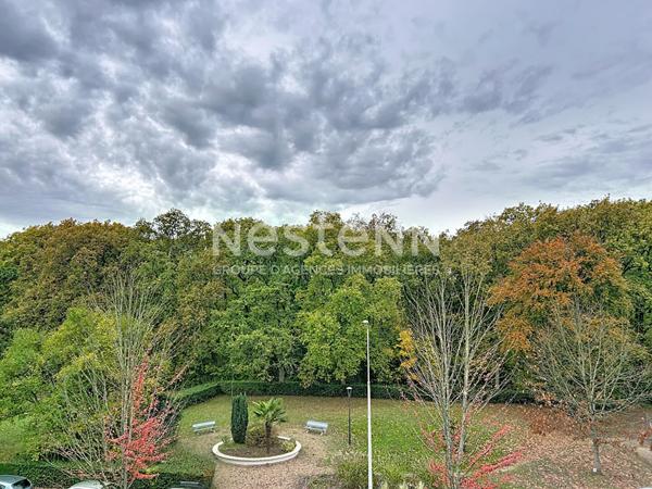 Appartement 3 chambres lumineux à Montjoyeux