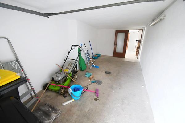 IDÉAL INVESTISSEURS – ENSEMBLE IMMOBILIER + 7 GARAGES À MONT-SAINT-MARTIN