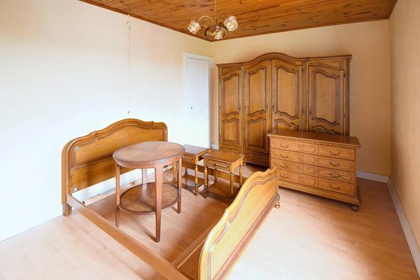 IDÉAL INVESTISSEURS – ENSEMBLE IMMOBILIER + 7 GARAGES À MONT-SAINT-MARTIN