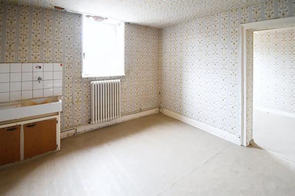 IDÉAL INVESTISSEURS – ENSEMBLE IMMOBILIER + 7 GARAGES À MONT-SAINT-MARTIN