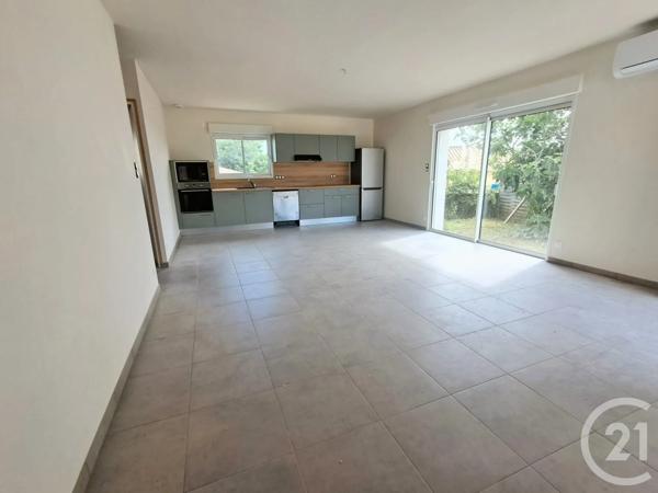 Maison à vendre  5 pièces - 98,65 m 2   TALMONT ST HILAIRE  - 85