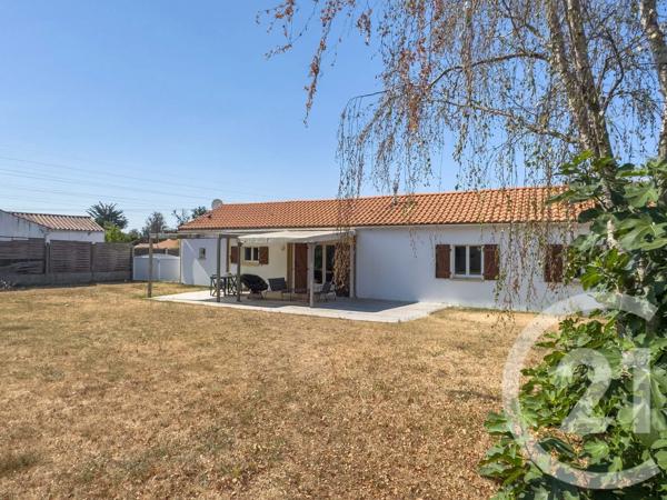 Maison à vendre  5 pièces - 98,65 m 2   TALMONT ST HILAIRE  - 85