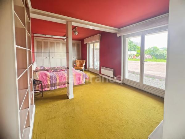 À VENDRE MAISON SEMI-INDIVIDUELLE - BOULOGNE SUR MER - VUE MER EXCEPTIONNELLE - 7 PIECES - JARDIN CLOS