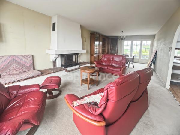 À VENDRE MAISON SEMI-INDIVIDUELLE - BOULOGNE SUR MER - VUE MER EXCEPTIONNELLE - 7 PIECES - JARDIN CLOS