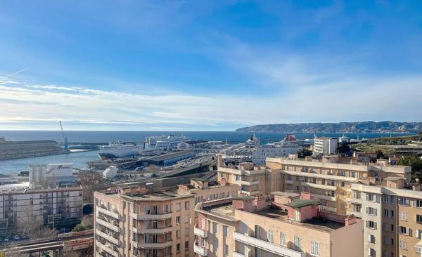 VUE MER EXCEPTIONNELLE / T3 A RÉNOVER