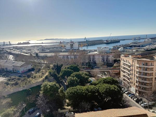 VUE MER EXCEPTIONNELLE / T3 A RÉNOVER