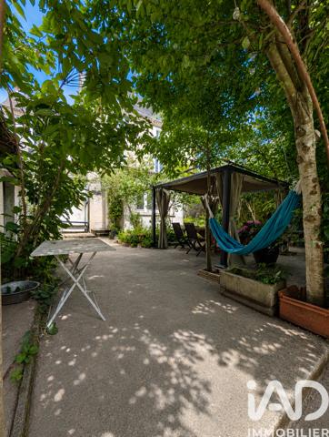 Maison à vendre 11 pièces 370 m² Saint-Yrieix-la-Perche