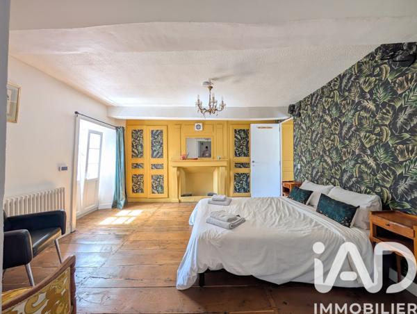 Maison à vendre 11 pièces 370 m² Saint-Yrieix-la-Perche
