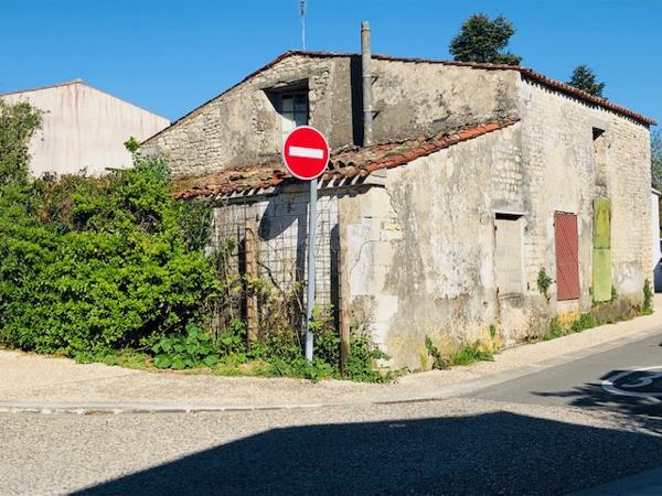 Bien atypique... - Référence du bien : 2094/2048