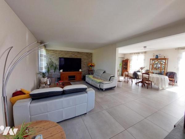 Saint Denis en Val - Séjour de 50m² - Terrain de 2841 m²