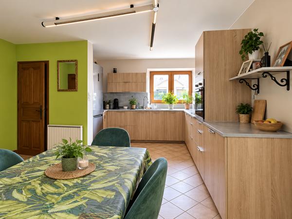 Maison
         5 pièces
        - 85 m² Exclusivité 298 000 € *