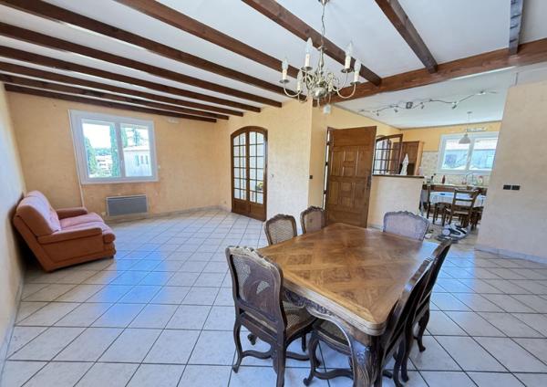 SAINT-GÉLY-DU-FESC : VILLA 7 PIÈCES 176 M²  + PISCINE + GARAGE - FORT POTENTIEL PATRIMONIAL