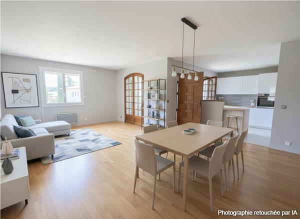 SAINT-GÉLY-DU-FESC : VILLA 7 PIÈCES 176 M²  + PISCINE + GARAGE - FORT POTENTIEL PATRIMONIAL