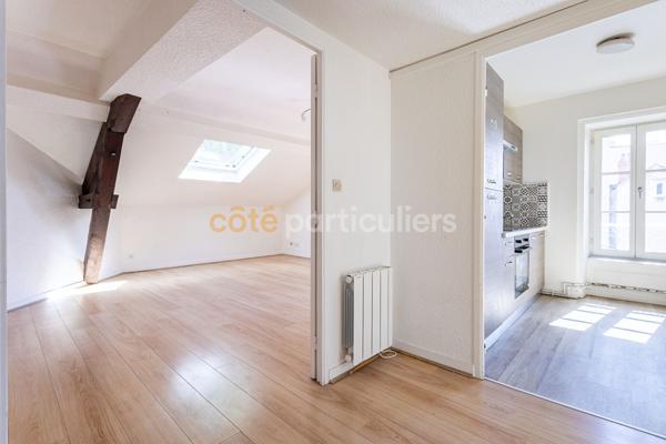 Vente
                Appartement50 m² - 3 Pièces -
                    CLERMONT FERRAND (63000)