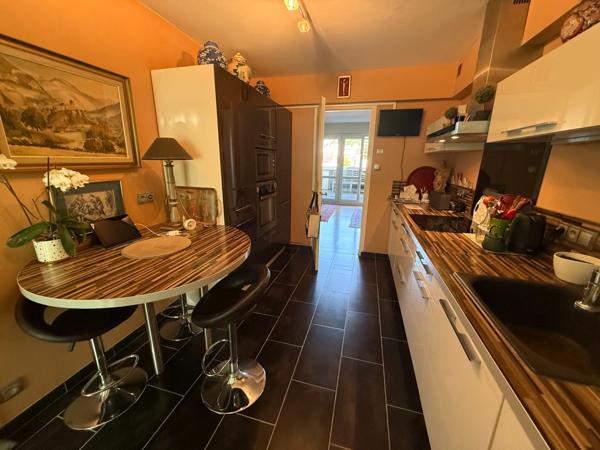 Superbe appartement avec terrasse et garage