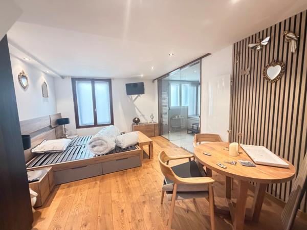 Ensemble immobilier avec 4 lots indépendants fort potentiel locatif à  MONTATAIRE (60)