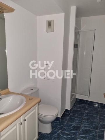 STUDIO à NEUILLY PLAISANCE