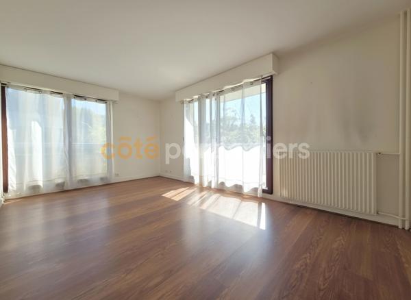 Vente Appartement43,07 m² - 2 Pièces - SAINT GERMAIN EN LAYE (78100)