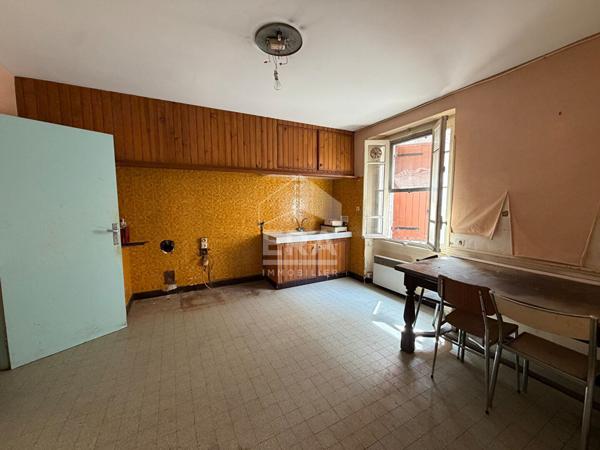 Maison Arthes 8 pièces 200 m2