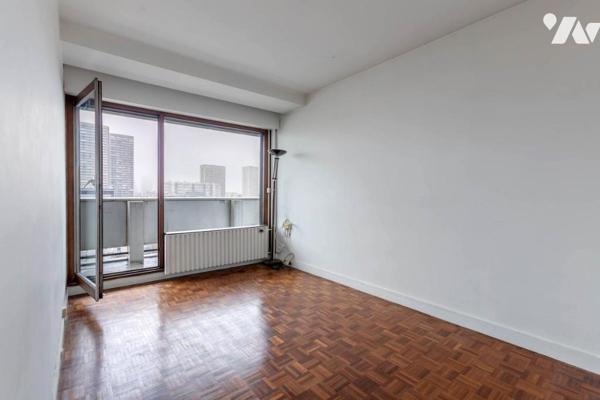 PARIS 13E - MAISON BLANCHE - Appartement familial à rénover - Etage élevé - Ascenseur - Balcon