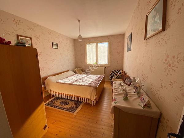 Maison 5 pièces à vendre en campagne de Moncoutant sur Sèvre - 91 500 €