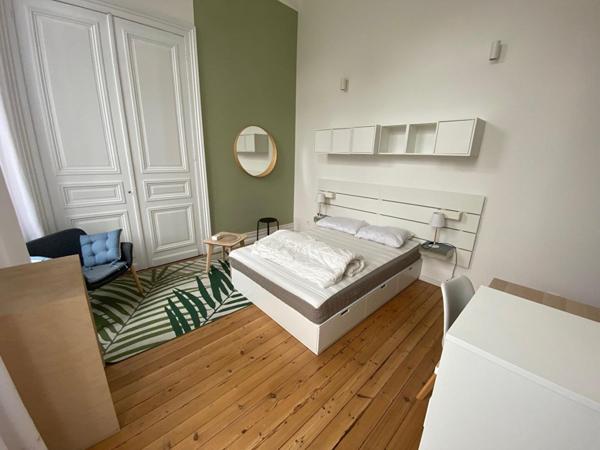 A LOUER : T1 à LILLE • rue Jacquemars Giélée - VAUBAN • 755 € CC • Réf. 663-3.1