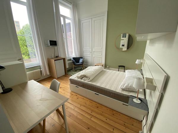 A LOUER : T1 à LILLE • rue Jacquemars Giélée - VAUBAN • 755 € CC • Réf. 663-3.1
