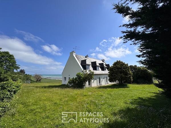 Grande maison avec vue imprenable sur la baie
