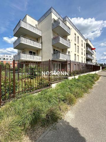 Appartement 2 chambres avec terrasse à 15 min à pied du centre-ville.