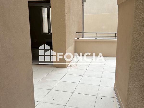 Location Appartement 2 pièces 41.1 m² - 3 RUE DU CHAT Angouleme 16000