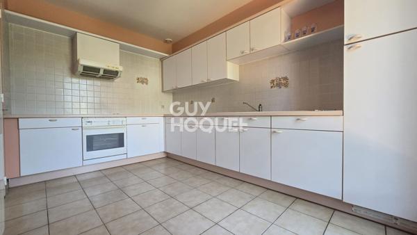 La Martelle Maison 3 pièces de plain-pied avec grand  garage