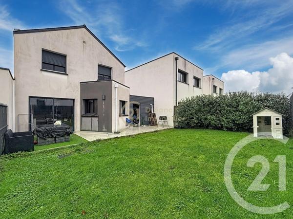 Maison à vendre  4 pièces - 115 m 2   BRUZ  - 35