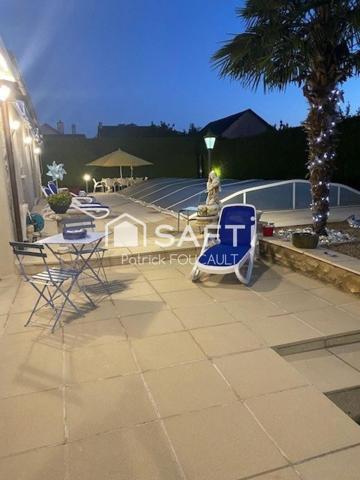 Spacieuse Maison de Maître dans un parc paysager