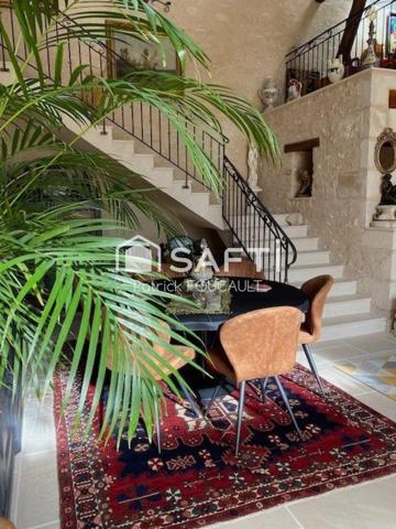 Spacieuse Maison de Maître dans un parc paysager