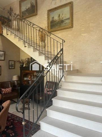 Spacieuse Maison de Maître dans un parc paysager