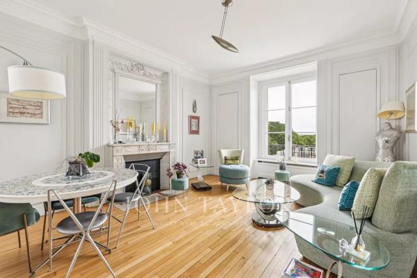 Paris 8ᵉ – Appartement proche du parc Monceau