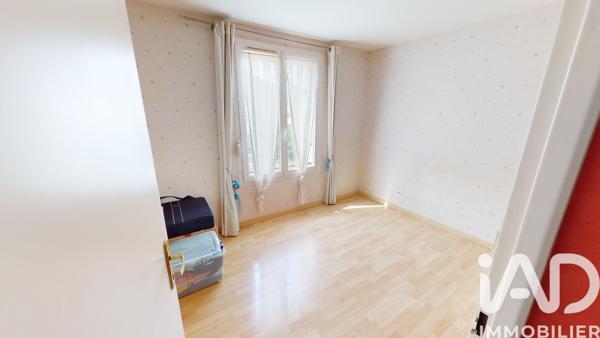 Maison à vendre 6 pièces 109 m² Savigny-le-Temple
