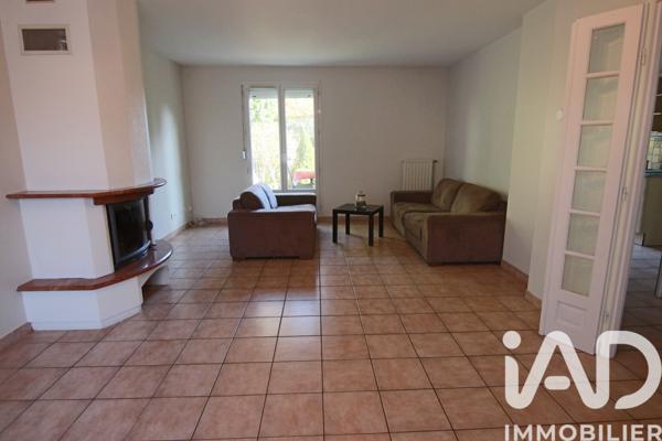 Maison à vendre 6 pièces 109 m² Savigny-le-Temple
